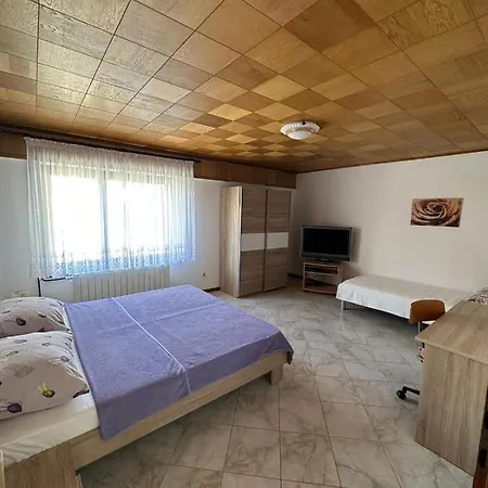 Apartment Petra