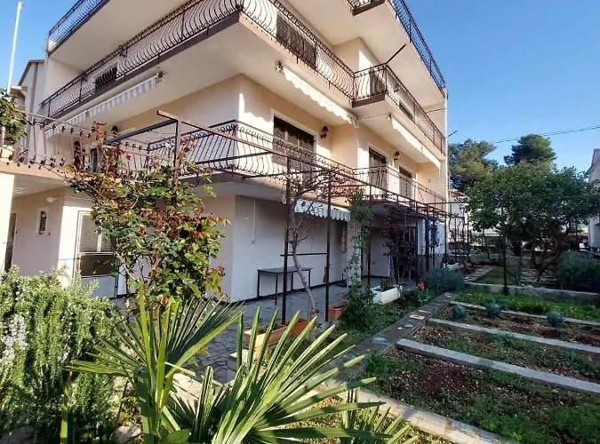 Petra Appartement *