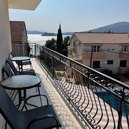 Petra Appartement *